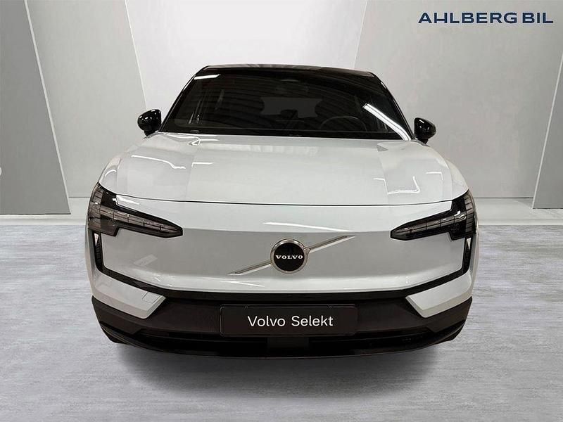 Begagnad Volvo EX30 Plus 202 kW (275 HK) 2024 Ljusblå (blå) SUV