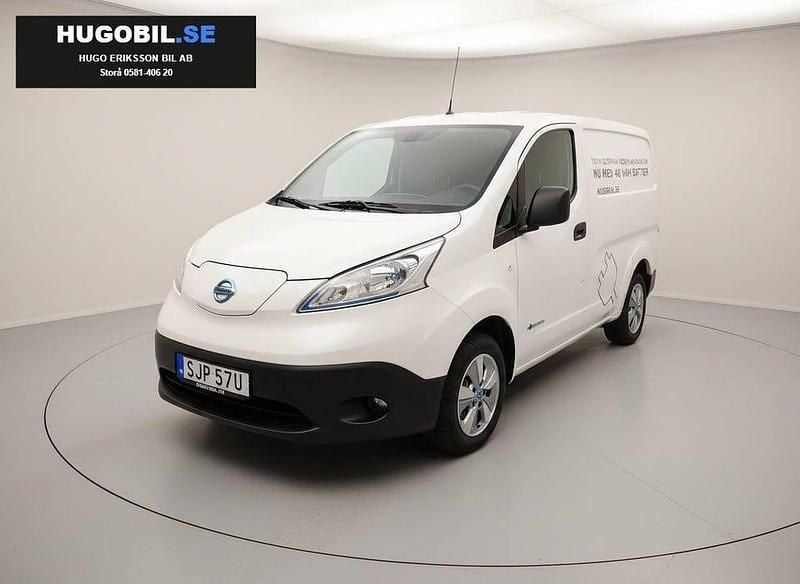 Begagnad Nissan e-NV200 Premium Edition 386 kW (526 HK) 2019 Vit Minibuss