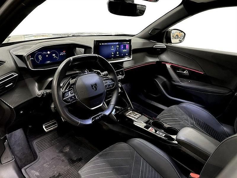 Begagnad Peugeot 2008 GTi 131 HK (96 kW) 2024 Svart SUV