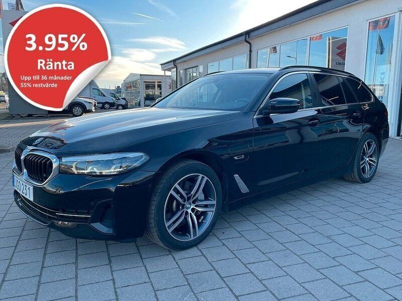 Svart Begagnad 2022 BMW 530e Kombi | 339 000 kr (Bra pris) - Bild 1/4