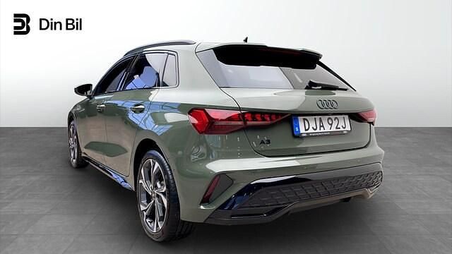 Begagnad Audi A3 Sportback e-tron S-Line 272 HK (200 kW) 2025 Grön Halvkombi