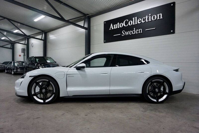 Begagnad Porsche Taycan 4S Performance Package 420 kW (572 HK) 2020 Vit Sedan