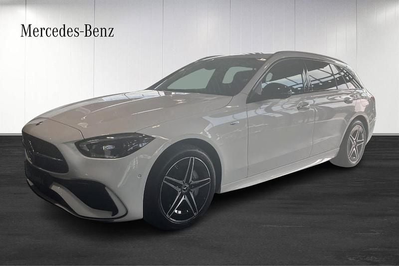 Ny 2025 Mercedes C300e Kombi | 669 100 kr (Dyr) - Bild 1/4