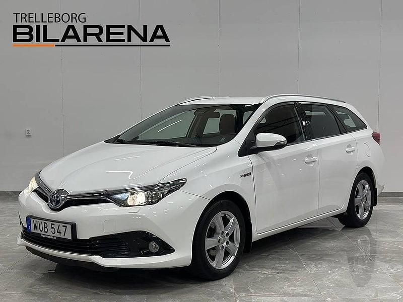 Vit Begagnad 2016 Toyota Auris Touring Sports Active Kombi | 159 900 kr (Marknadspris) - Bild 1/4