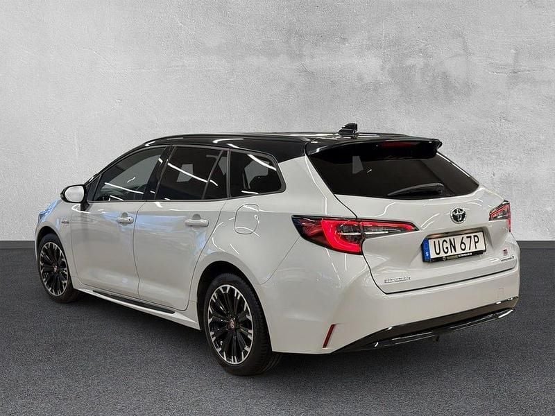 Begagnad Toyota Corolla Sport 122 HK (89 kW) 2020 Grå Kombi