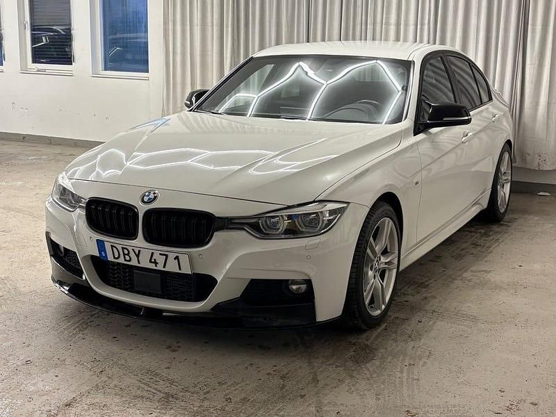 Begagnad BMW 320 M Sport 190 HK (139 kW) 2018 Vit Sedan
