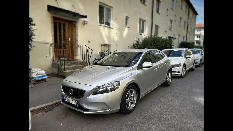 Begagnad Volvo V40 115 HK (84 kW) 2014