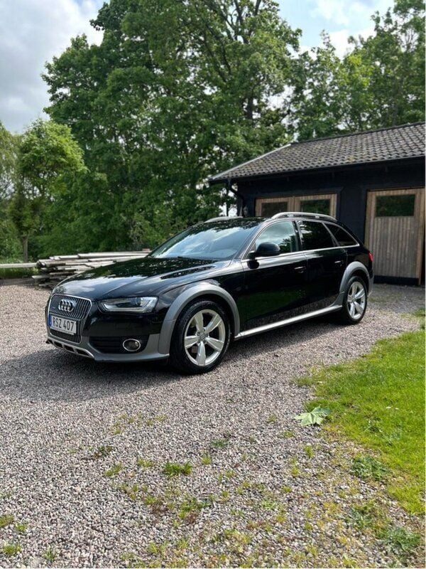 Svart Begagnad 2015 Audi A4 Allroad Comfort Kombi | 99 500 kr (Marknadspris) - Bild 1/4