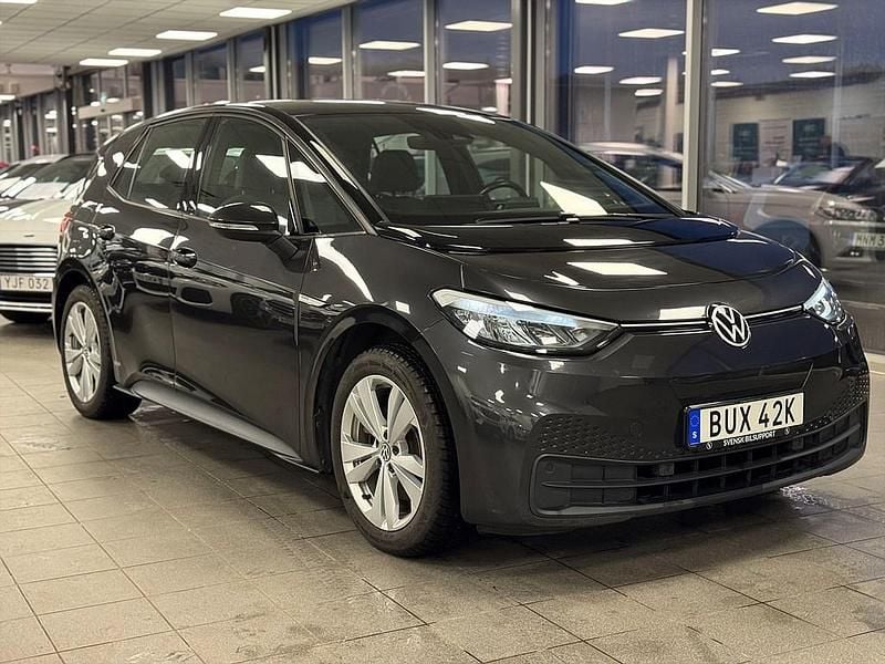 Grå Begagnad 2021 VW ID.3 Pro Performance Halvkombi | 199 000 kr (Bra pris) - Bild 1/4