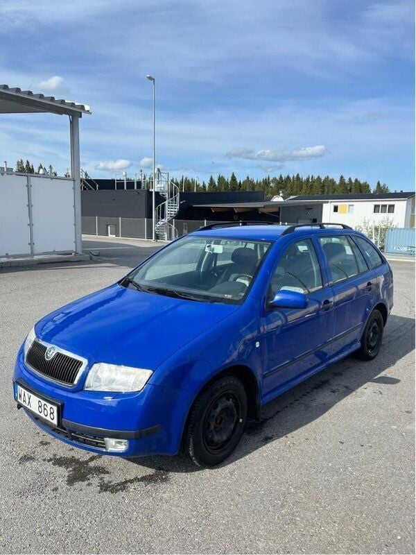 Blå Begagnad 2004 Skoda Fabia Kombi | 22 000 kr (Bra pris) - Bild 1/4