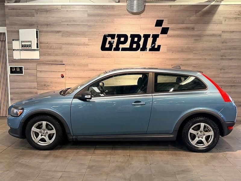 Begagnad Volvo C30 Kinetic 146 HK (107 kW) 2007 Blå Halvkombi