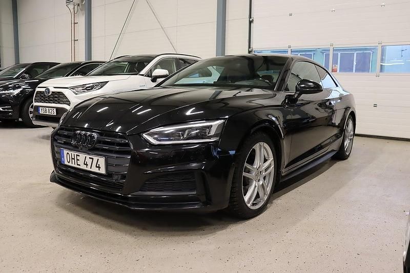 Svart Begagnad 2016 Audi A5 S-Line Sportkupé | 274 900 kr - Bild 1/4
