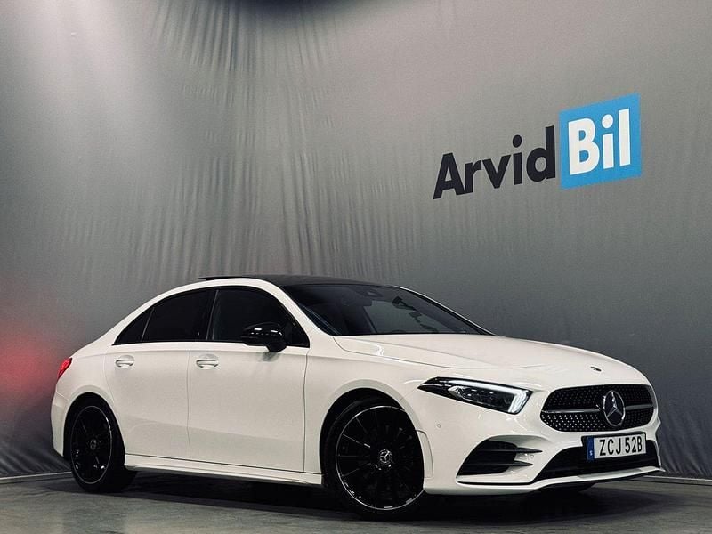 Vit Begagnad 2020 Mercedes A220 AMG Sedan | 294 700 kr - Bild 1/3