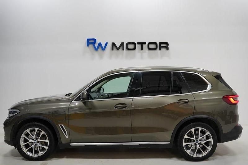 Begagnad BMW X5 iPerformance 394 HK (289 kW) 2020 Brun SUV