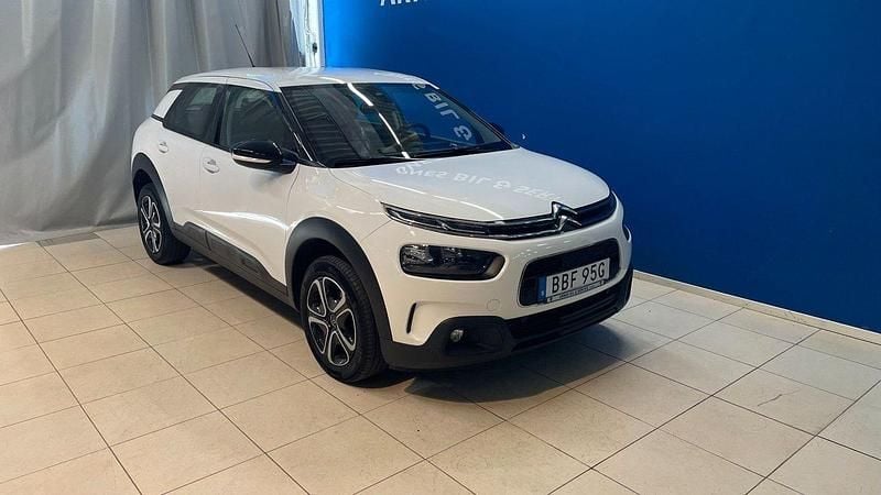 Vit Begagnad 2020 Citroën C4 Cactus PureTech Halvkombi | 148 700 kr (Bra pris) - Bild 1/4