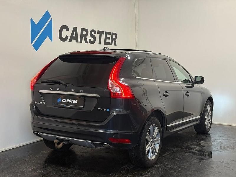 Begagnad Volvo XC60 Standard 190 HK (139 kW) 2017 Grå SUV