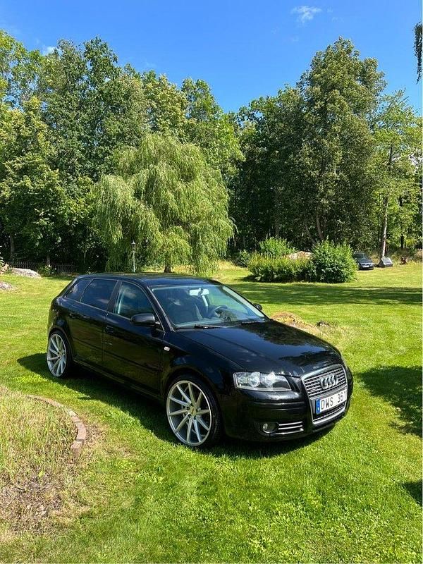Svart Begagnad 2007 Audi A3 Sportback Comfort Halvkombi | 45 000 kr (Marknadspris) - Bild 1/4