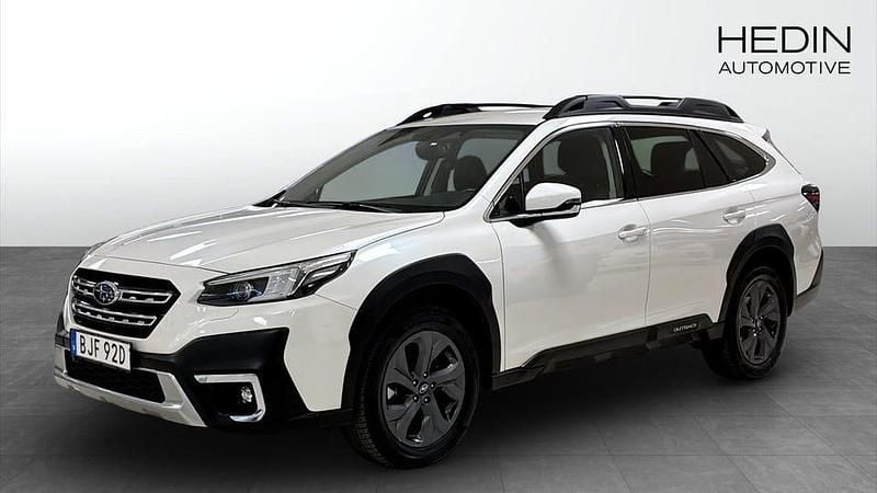 Vit Begagnad 2022 Subaru Outback Kombi | 349 900 kr (Bra pris) - Bild 1/4