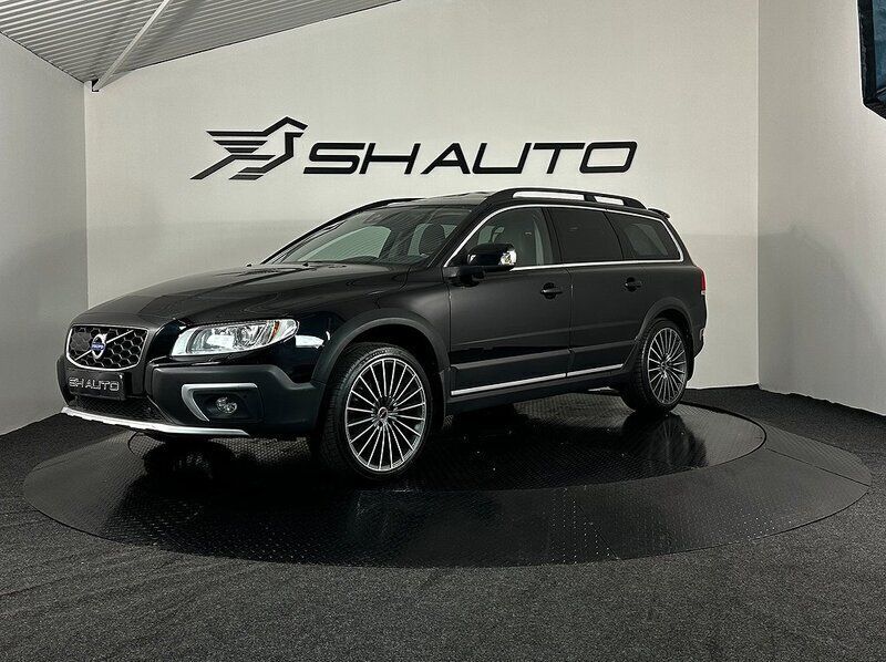 Svart Begagnad 2014 Volvo XC70 Summum SUV | 209 900 kr (Dyr) - Bild 1/4
