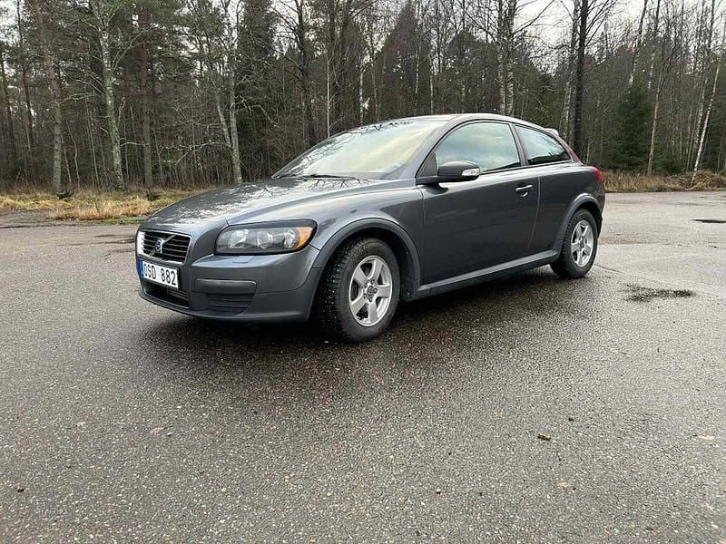 Begagnad 2008 Volvo C30 Halvkombi | 39 500 kr (Marknadspris) - Bild 1/4