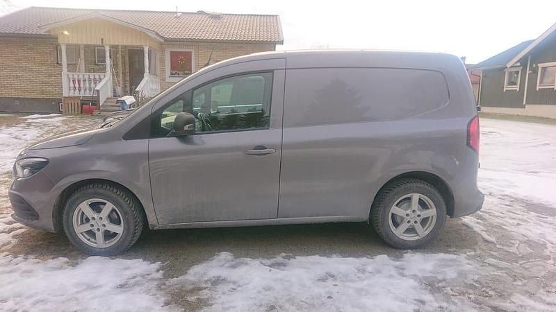 Begagnad 2022 Mercedes Citan 110 Minibuss | 220 000 kr (Superpris) - Bild 1/4