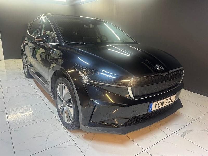 Begagnad Skoda Enyaq iV 150 kW (204 HK) 2022 Silver (svart) SUV