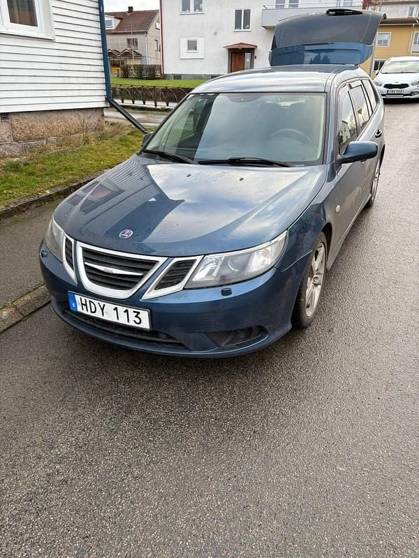 Begagnad 2008 Saab 9-3 Kombi | 12 000 kr (Superpris) - Bild 1/4