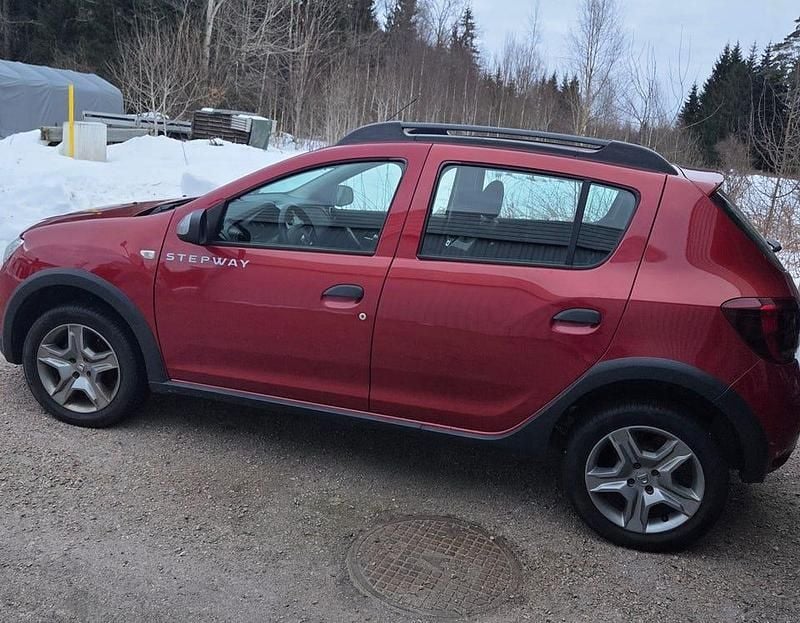 Begagnad Dacia Sandero Stepway 90 HK (66 kW) 2017