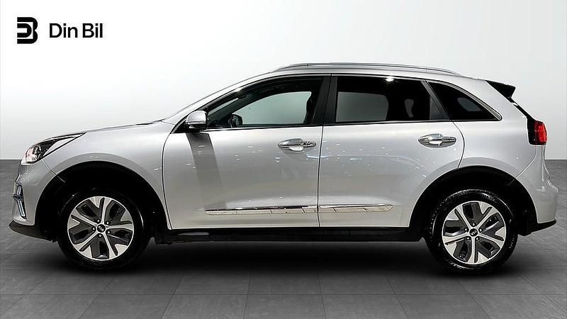 Begagnad Kia e-Niro Advance 150 kW (204 HK) 2020 Grå SUV
