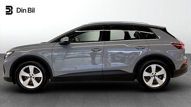 Begagnad Audi Q4 e-tron Proline 150 kW (204 HK) 2023 Grå SUV