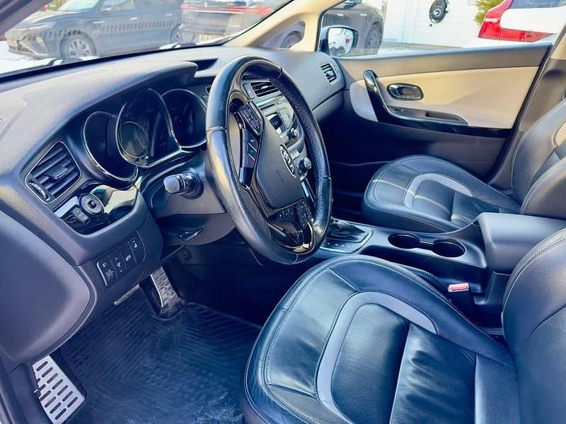 Begagnad Kia Ceed Sportswagon 128 HK (94 kW) 2015 Kombi