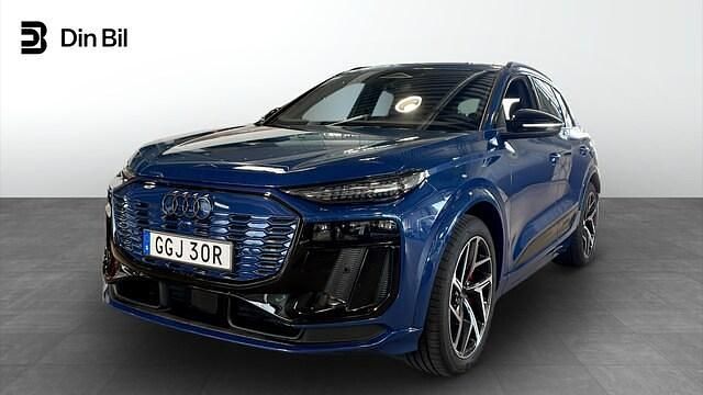 Ascariblå metallic Begagnad 2024 Audi SQ6 e-tron Design SUV | 1 049 000 kr - Bild 1/4