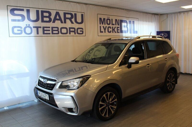 Silver Begagnad 2017 Subaru Forester Exclusive+ SUV | 229 900 kr (Marknadspris) - Bild 1/4