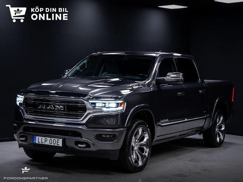 Grå metallic Begagnad 2023 Dodge Ram Limited Pickup | 1 059 900 kr - Bild 1/4