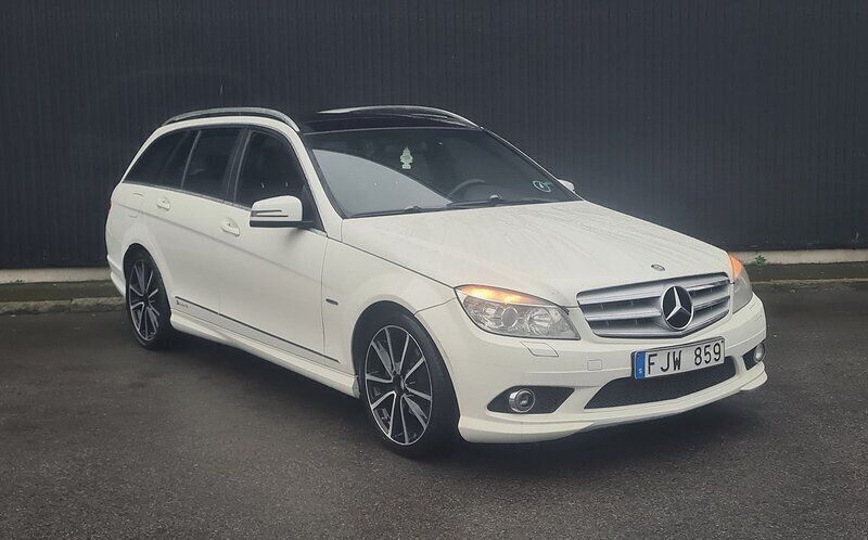 Vit Begagnad 2010 Mercedes C200 Avantgarde Kombi | 89 900 kr (Lite dyr) - Bild 1/4