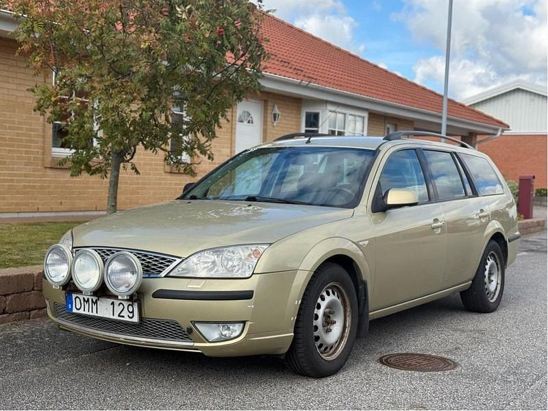 Gul Begagnad 2007 Ford Mondeo Kombi | 14 900 kr (Marknadspris) - Bild 1/4