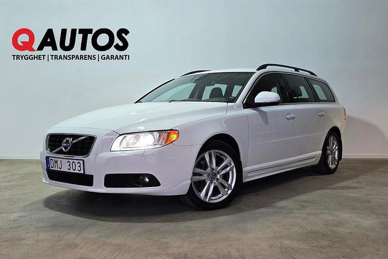 Vit Begagnad 2013 Volvo V70 Momentum Kombi | 134 600 kr (Marknadspris) - Bild 1/3