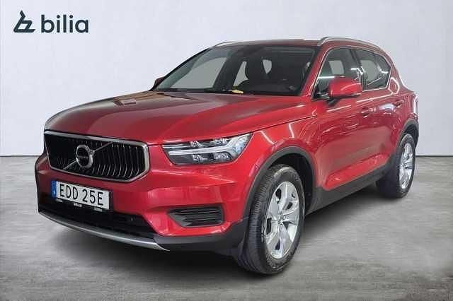 Röd Begagnad 2019 Volvo XC40 Momentum SUV | 274 900 kr (Marknadspris) - Bild 1/3