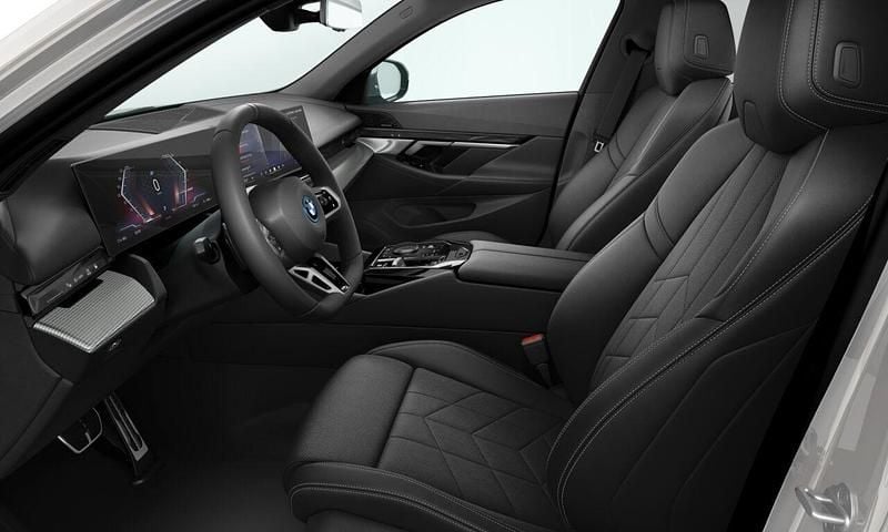 Begagnad BMW i5 Shadowline 289 kW (394 HK) 2026 Kombi