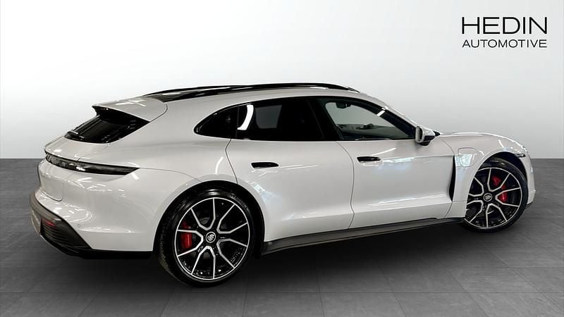 Begagnad Porsche Taycan Sport Turismo 319 kW (435 HK) 2022 Kombi