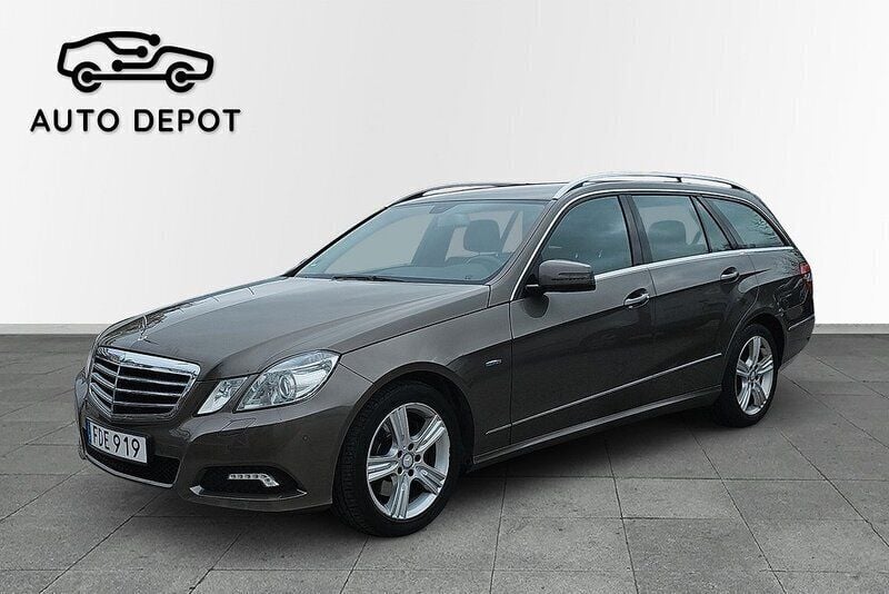 Silver Begagnad 2010 Mercedes E250 Avantgarde Kombi | 109 000 kr (Marknadspris) - Bild 1/4