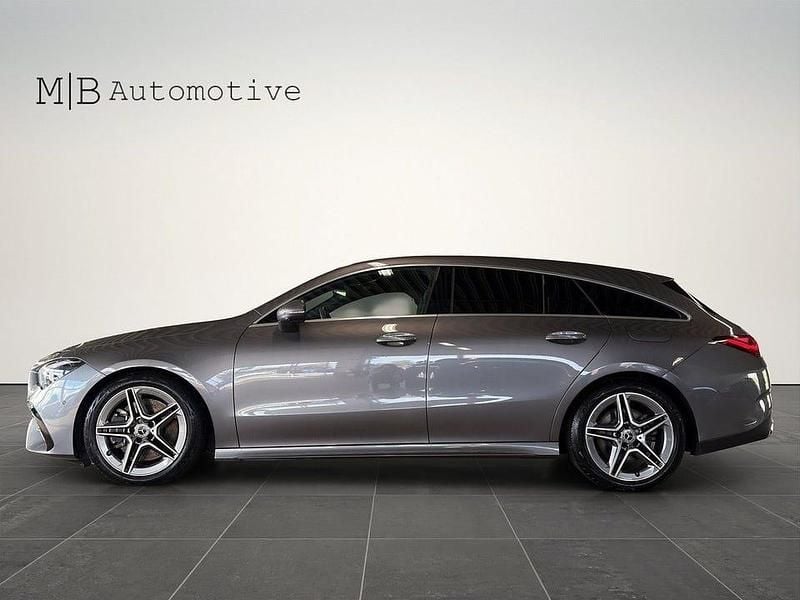 Begagnad Mercedes CLA250 Shooting Brake AMG line 224 HK (164 kW) 2024 Mörkgrå Kombi