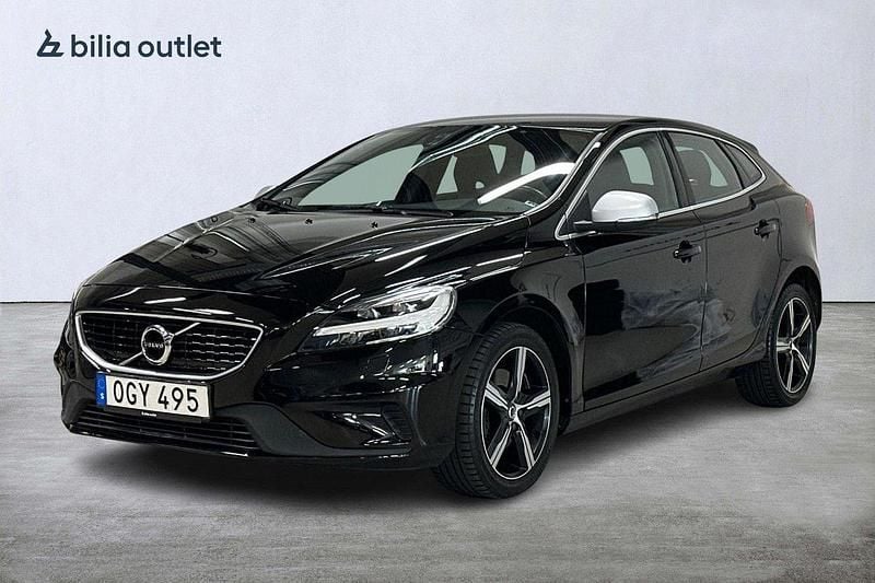 Svart Begagnad 2016 Volvo V40 Business Edition Kombi | 159 900 kr (Marknadspris) - Bild 1/3