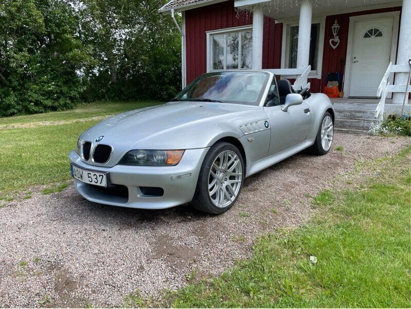 Silver Begagnad 2001 BMW Z3 Cab | 80 000 kr (Bra pris) - Bild 1/4