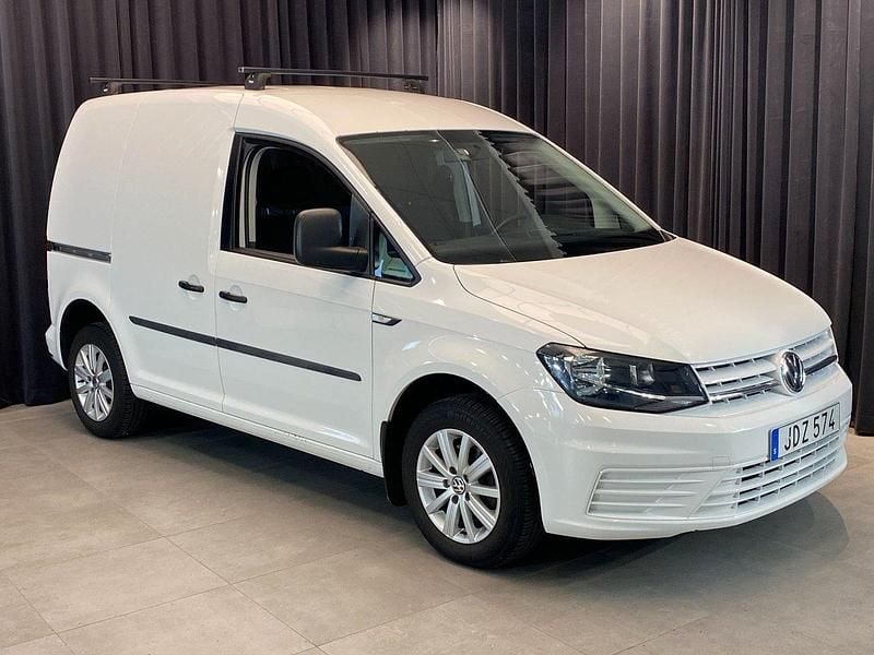 Vit Begagnad 2016 VW Caddy Minibuss | 119 000 kr (Marknadspris) - Bild 1/4
