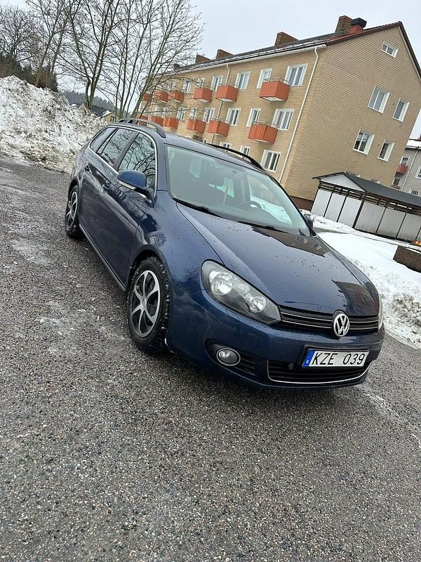 Begagnad 2011 VW Golf VI Halvkombi | 42 000 kr (Bra pris) - Bild 1/4