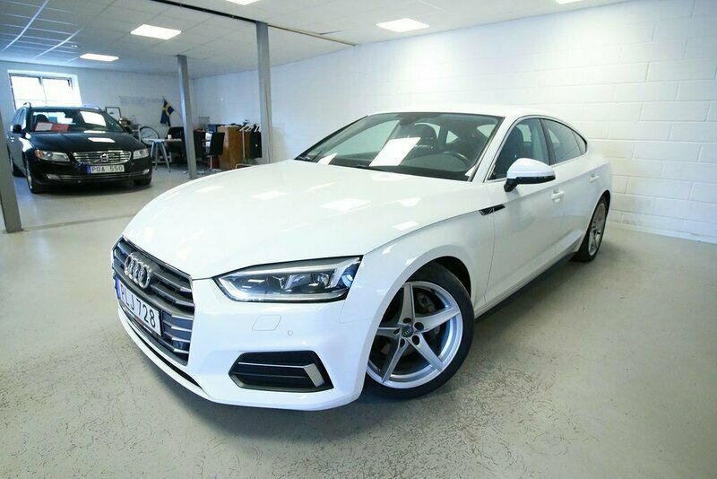 Vit Begagnad 2017 Audi A5 Sportback Sportkupé | 229 800 kr (Dyr) - Bild 1/4