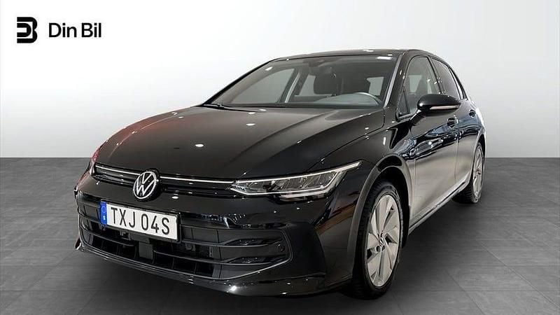 Svart Begagnad 2024 VW Golf VIII Life Kombi | 289 900 kr (Marknadspris) - Bild 1/4