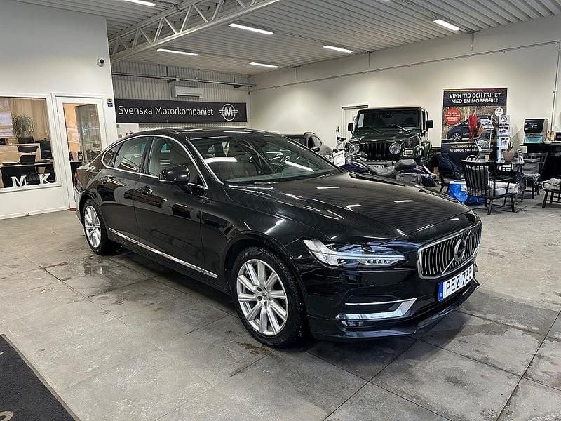 Begagnad Volvo S90 Inscription 190 HK (139 kW) 2017 Svart Sedan