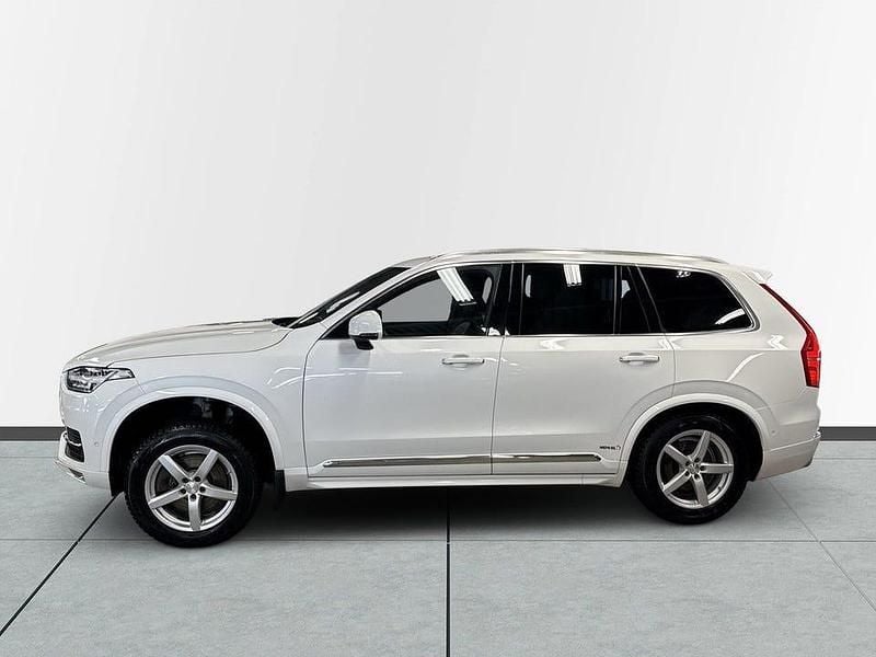 Begagnad Volvo XC90 Inscription 320 HK (235 kW) 2018 Vit SUV